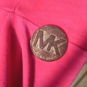 MICHAEL KORS Charm Attachment authentic back not good Condition gold